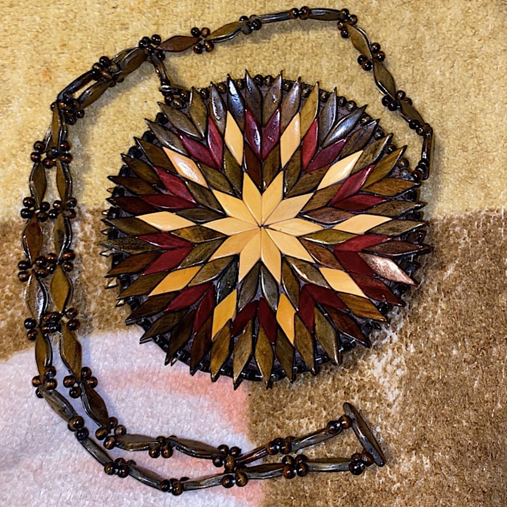 Star~ round wooden handbag